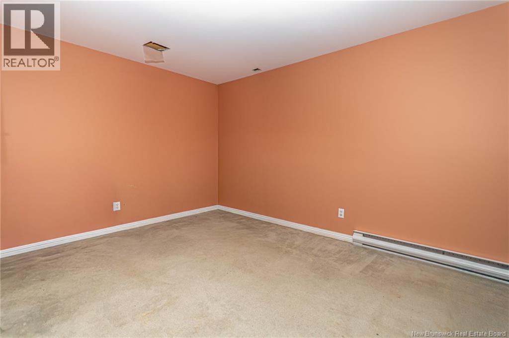 96 Lakeview Avenue - 25