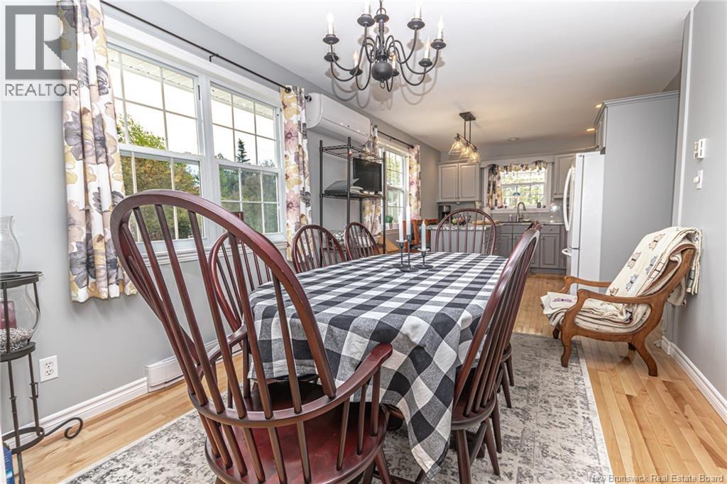 96 Lakeview Avenue - 9