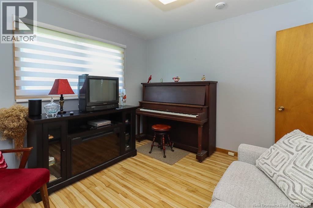 131 Golden Grove Road - 36