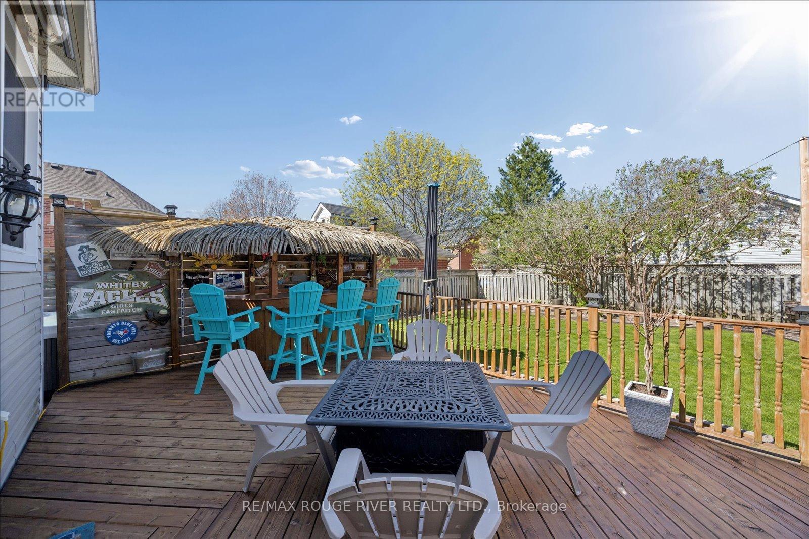 8 ROSEMARIE CRESCENT - 31