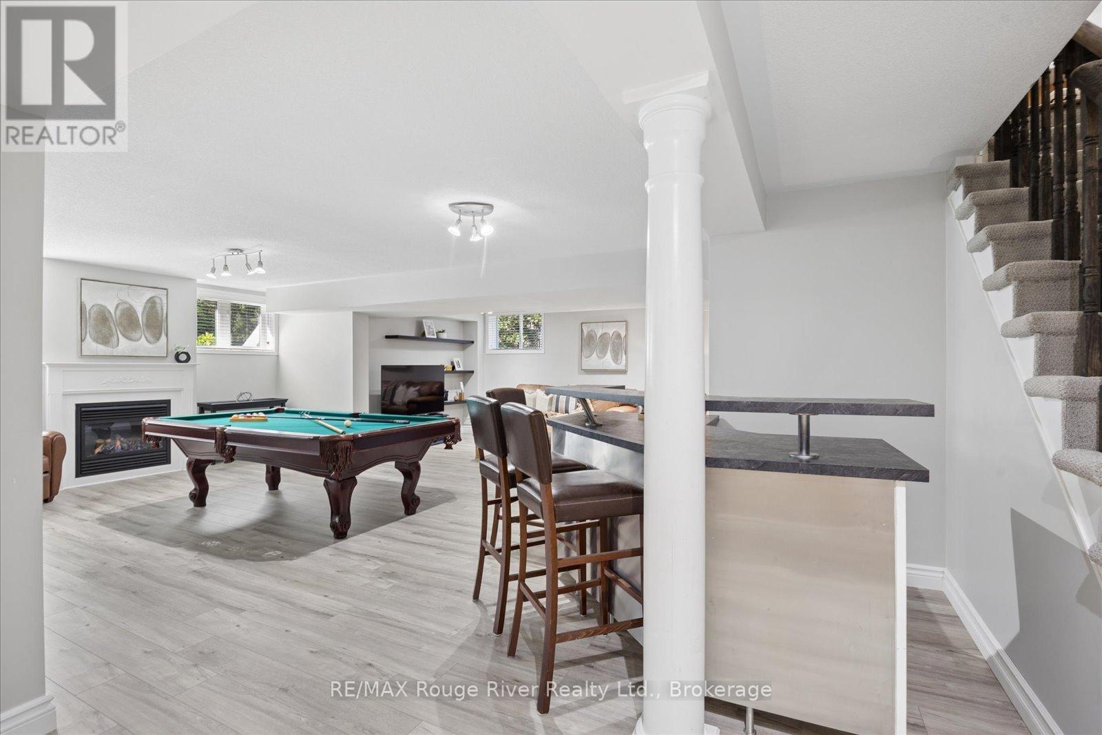 41 LEITHRIDGE CRESCENT - 25