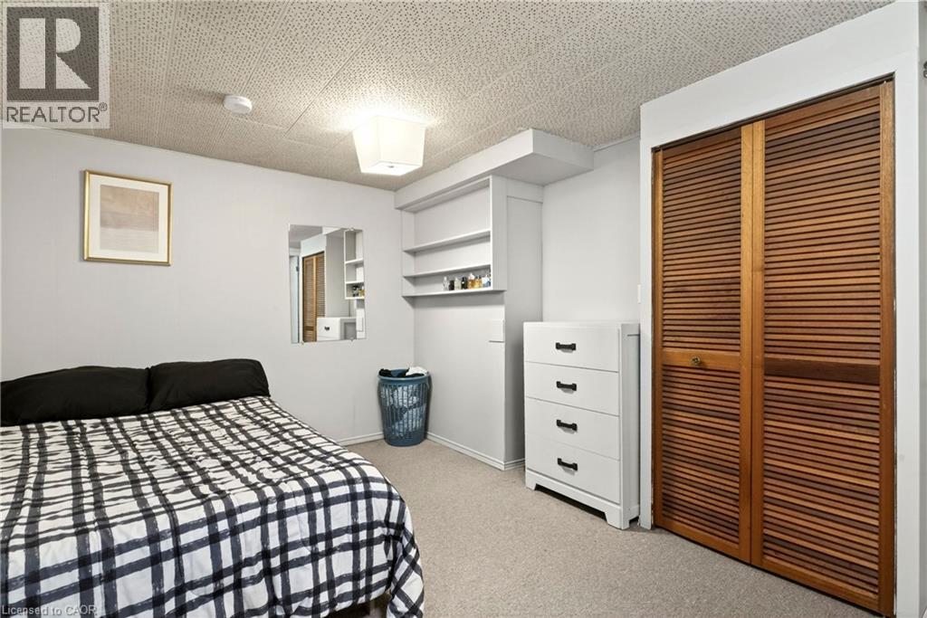 385 MOUNTAIN CREST Avenue - 23