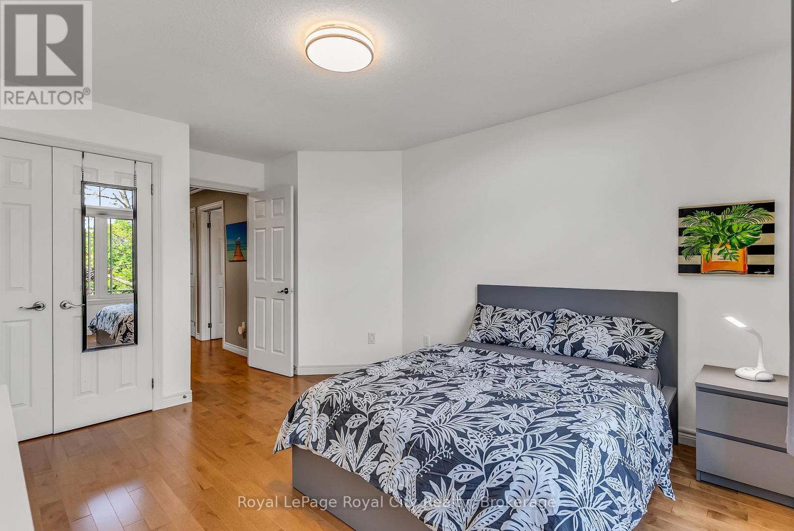 36 BLAIR DRIVE - 32