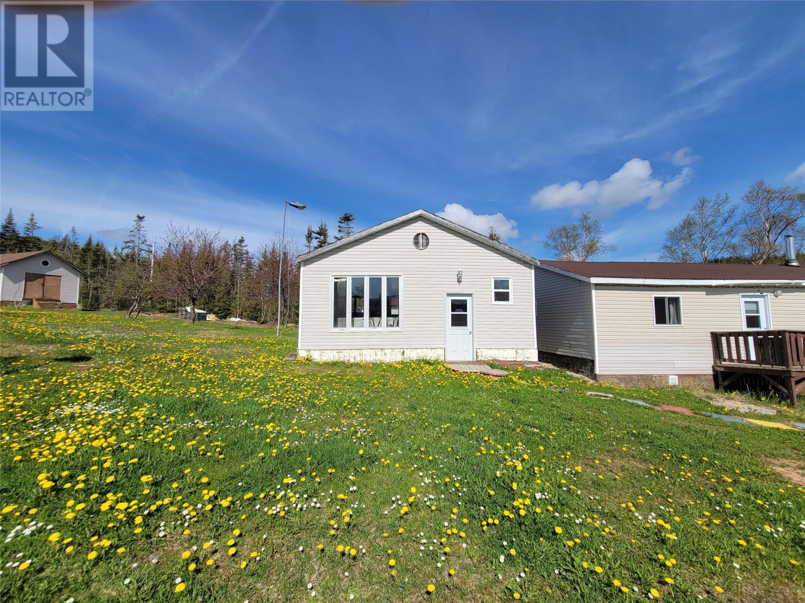 16D Pondview Road - 22