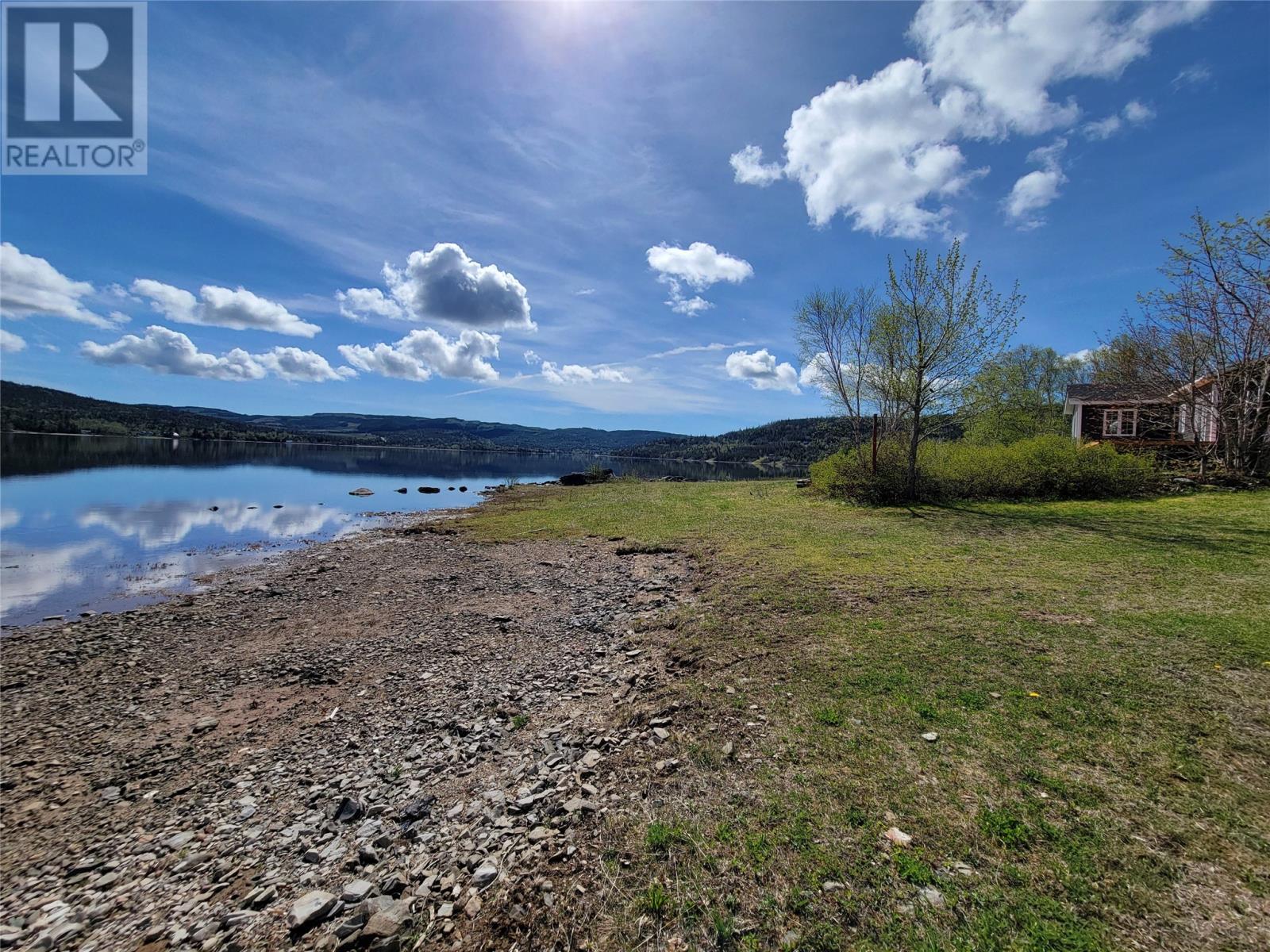 16D Pondview Road - 8