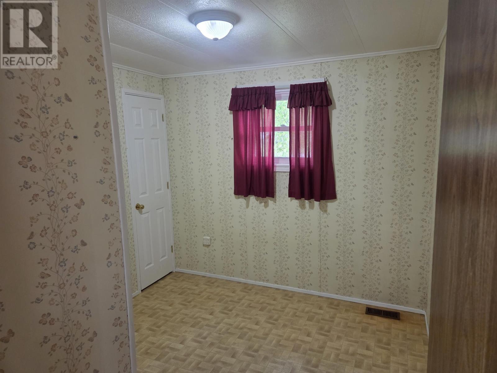11 Manor Drive - 15