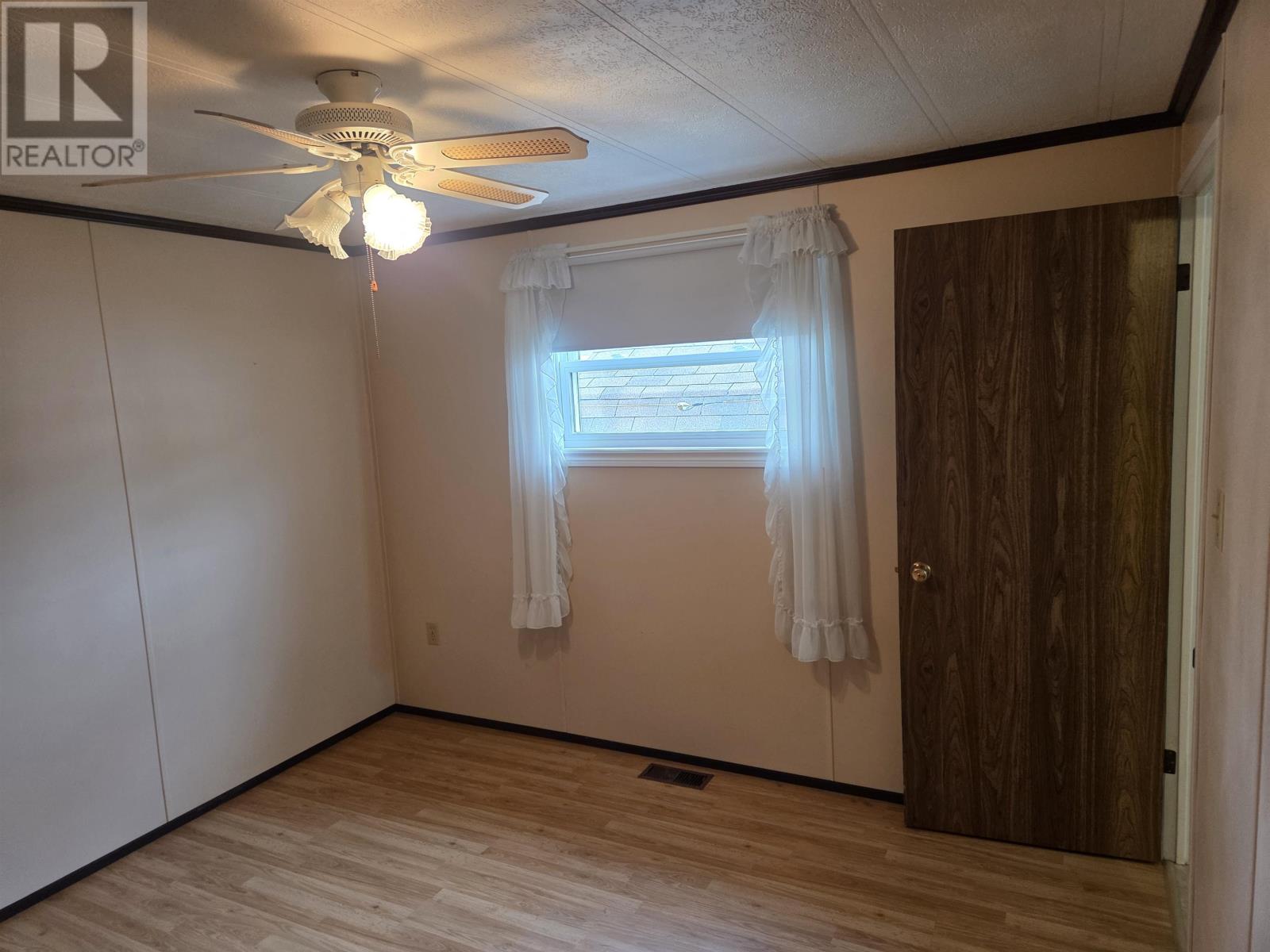 11 Manor Drive - 10