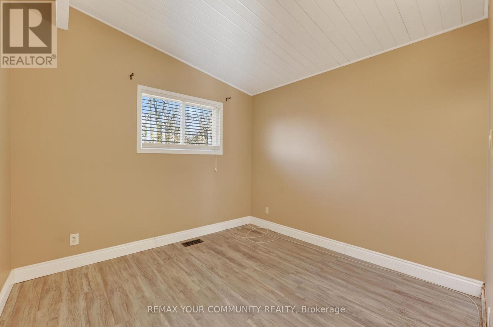 3816 30TH SIDE ROAD - 19
