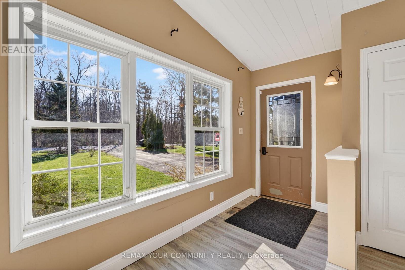 3816 30TH SIDE ROAD - 5