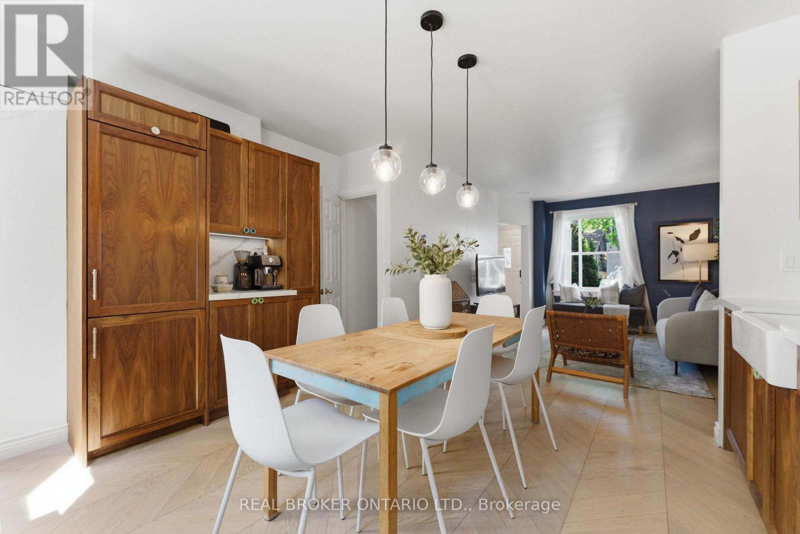 833 SAMMON AVENUE - 6