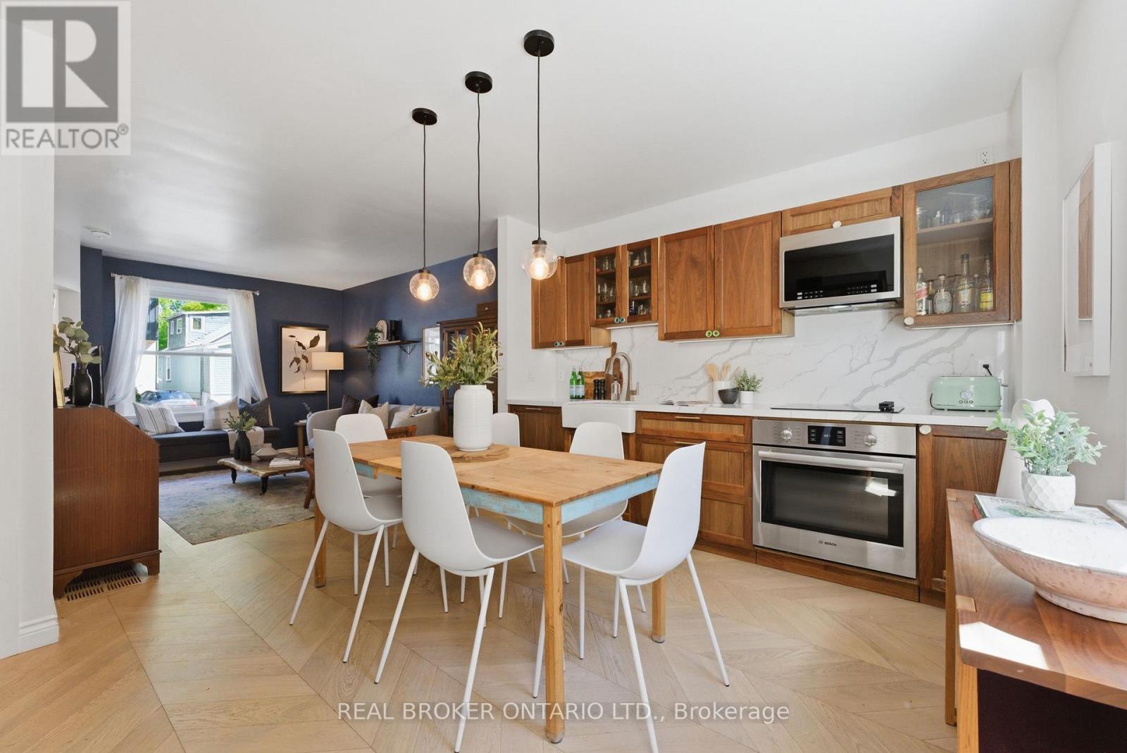 833 SAMMON AVENUE - 8