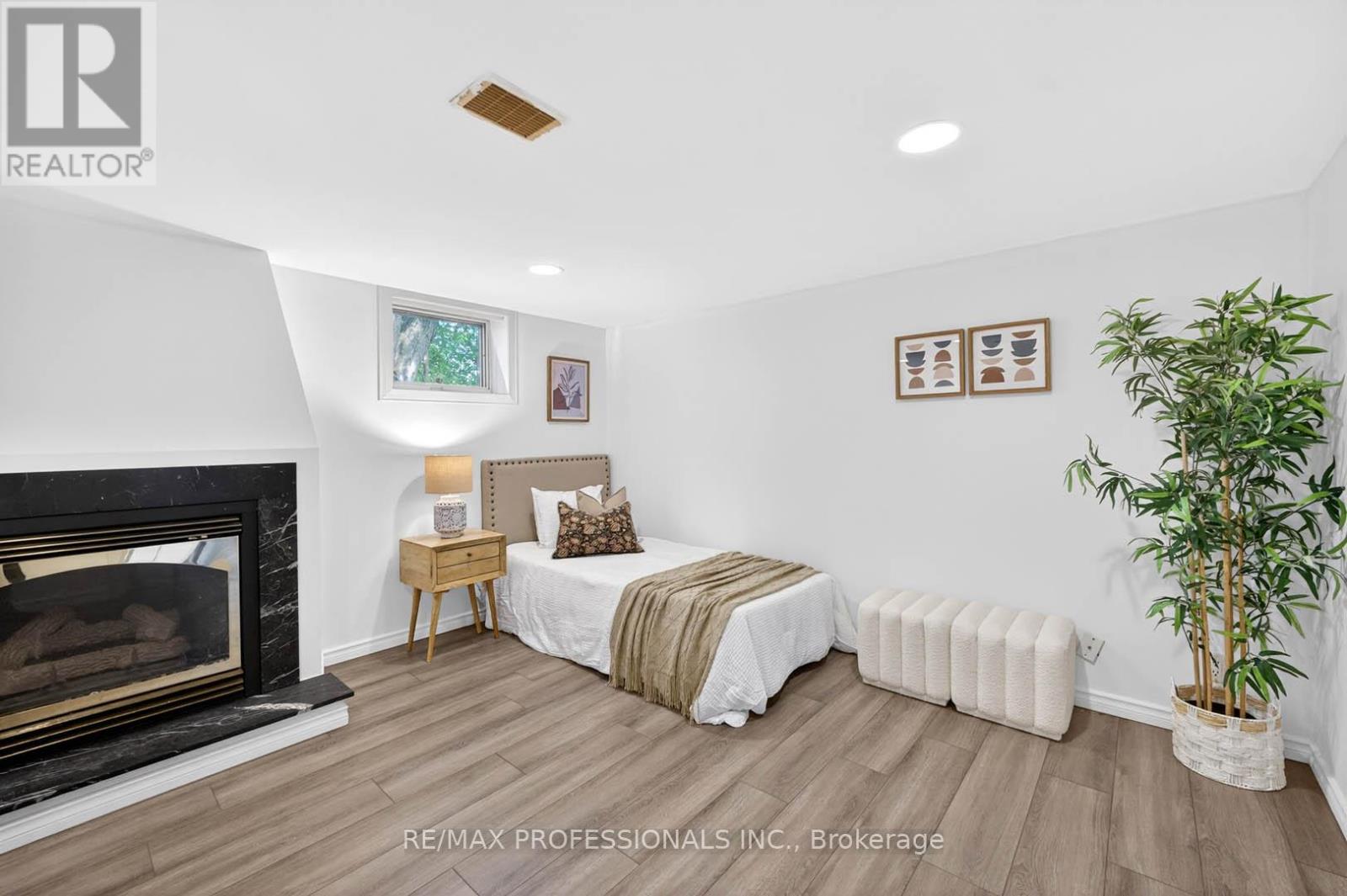 62 MARCHINGTON CIRCLE - 15