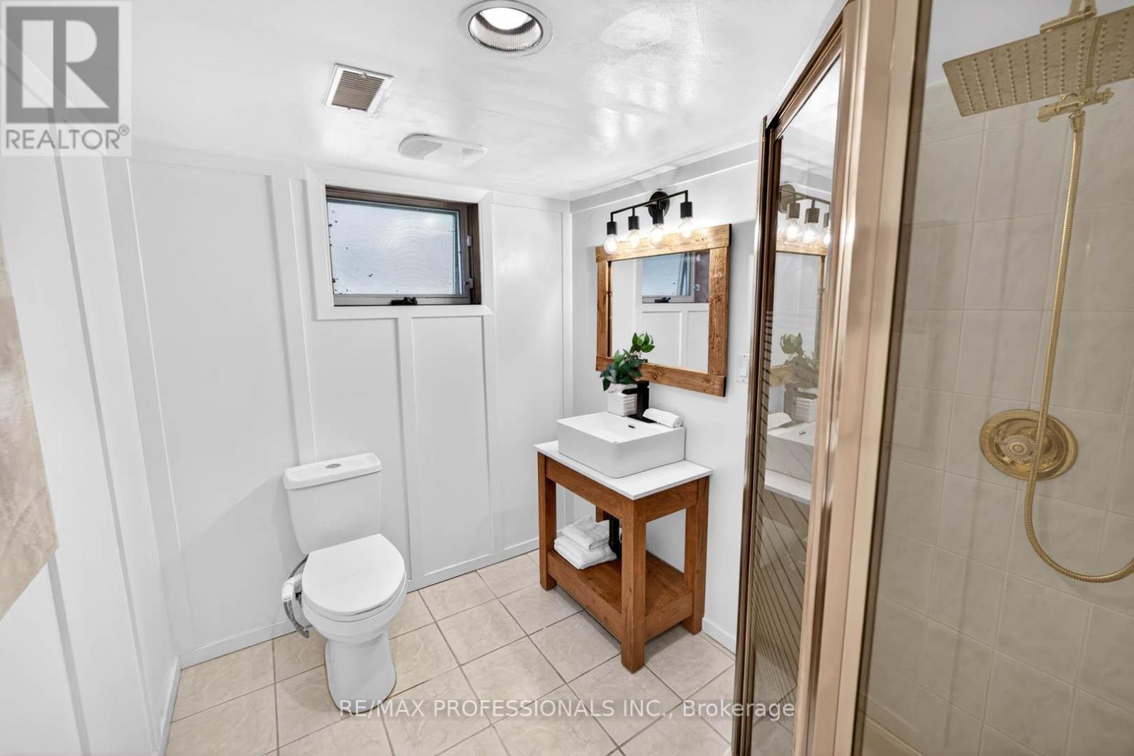 62 MARCHINGTON CIRCLE - 18