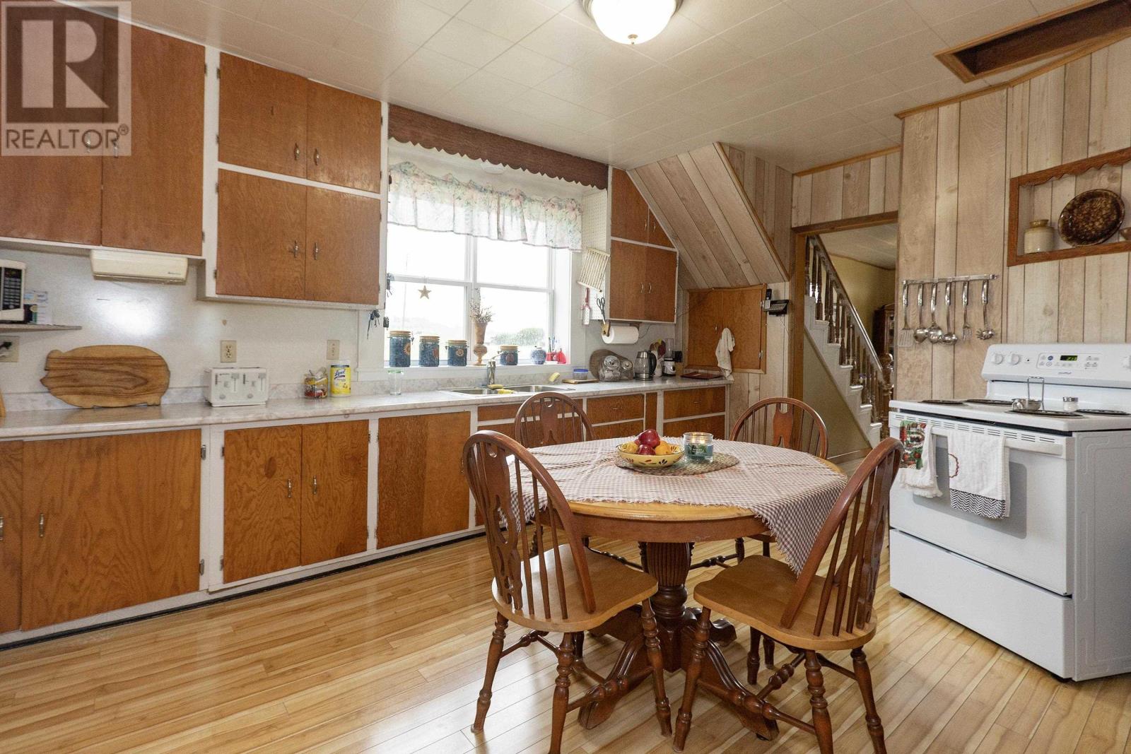 516 Lower Cove Road - 9