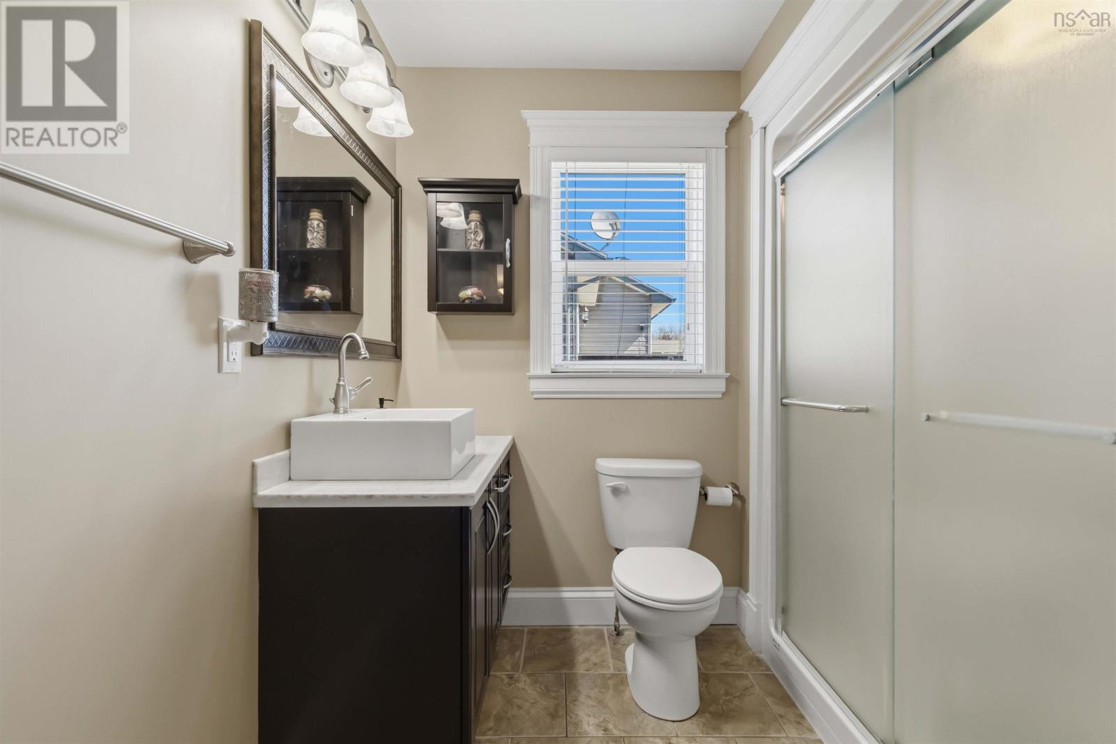 130 Ridding Road - 18