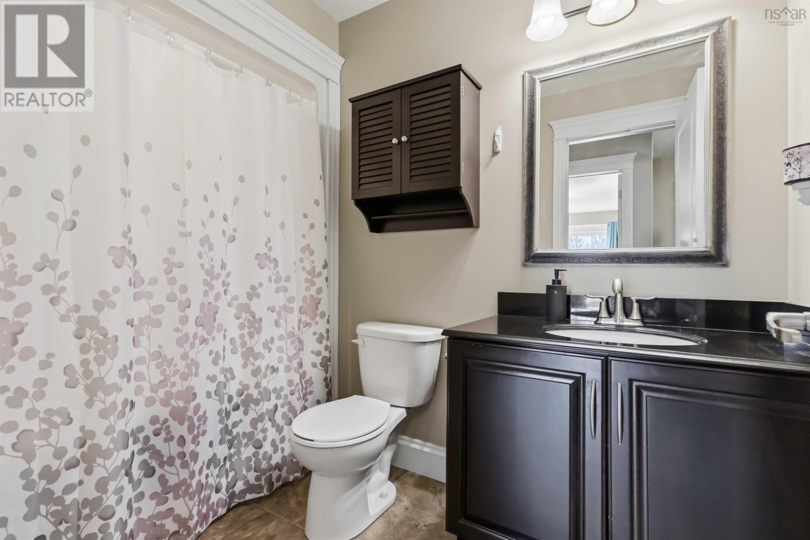 130 Ridding Road - 19