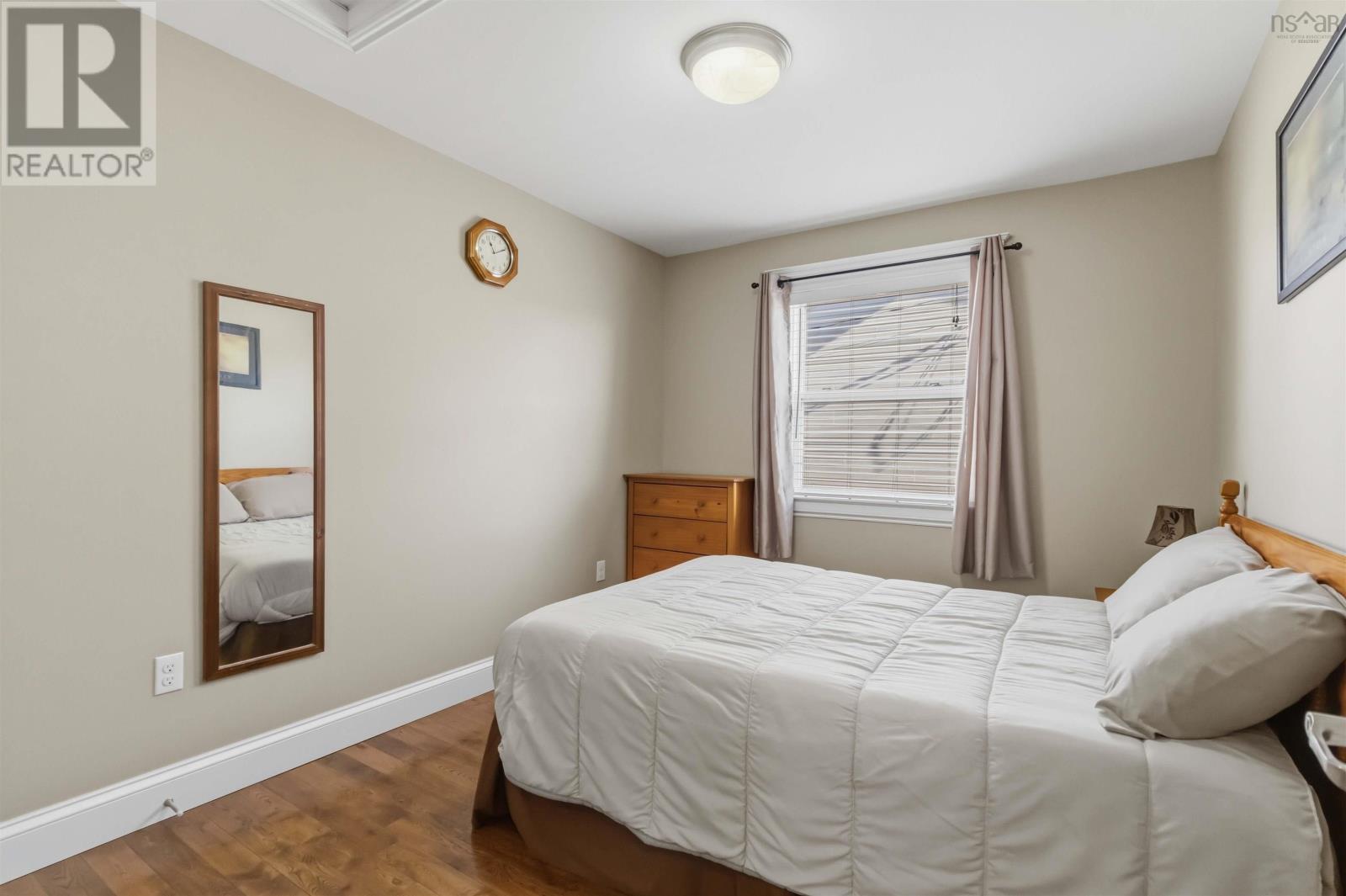 130 Ridding Road - 20