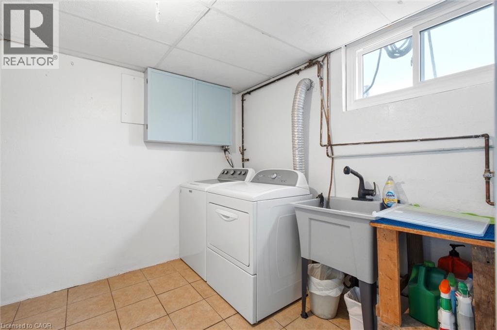 52 BONIFACE Avenue - 23