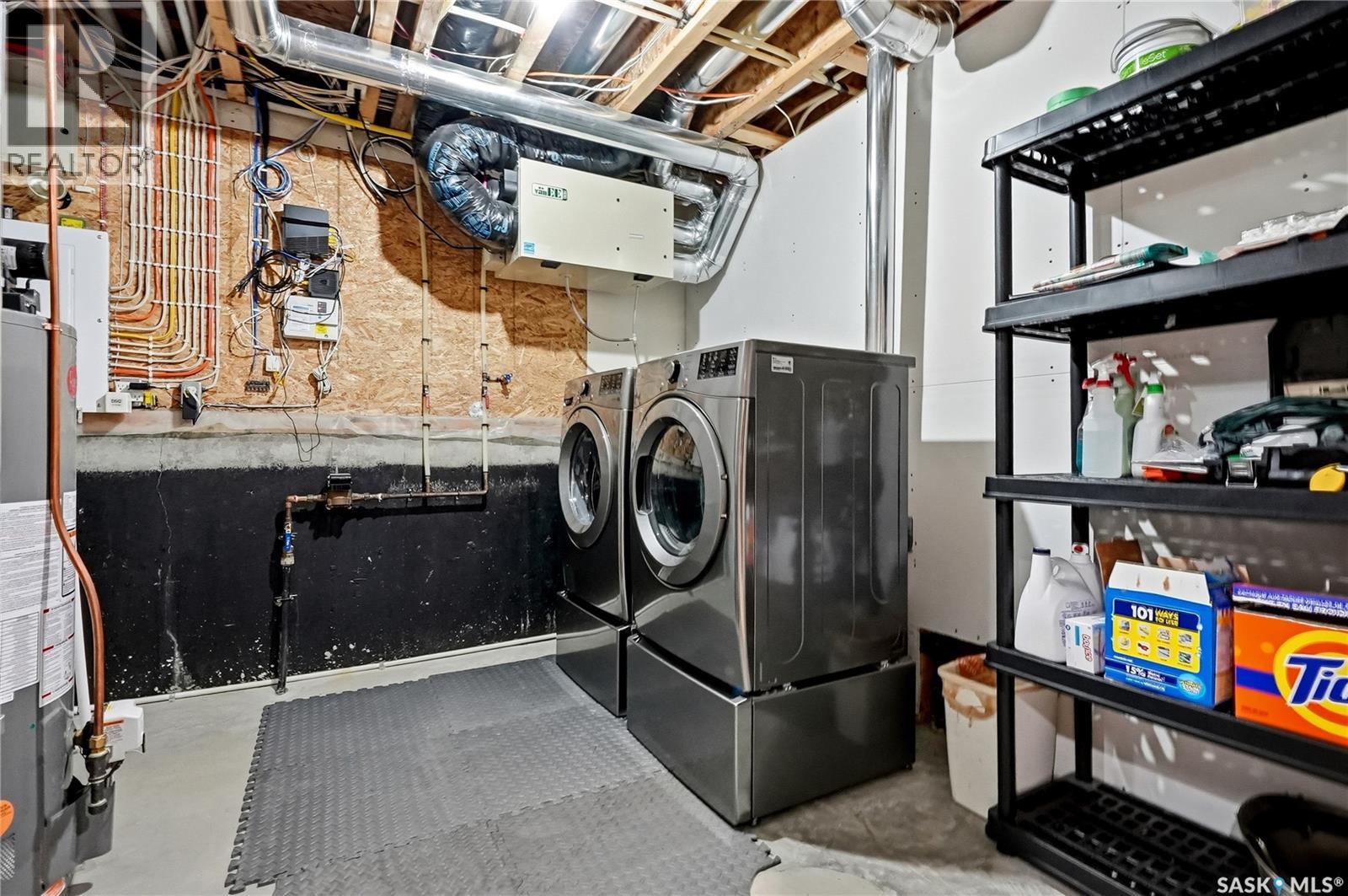 449 Snead CRESCENT - 44
