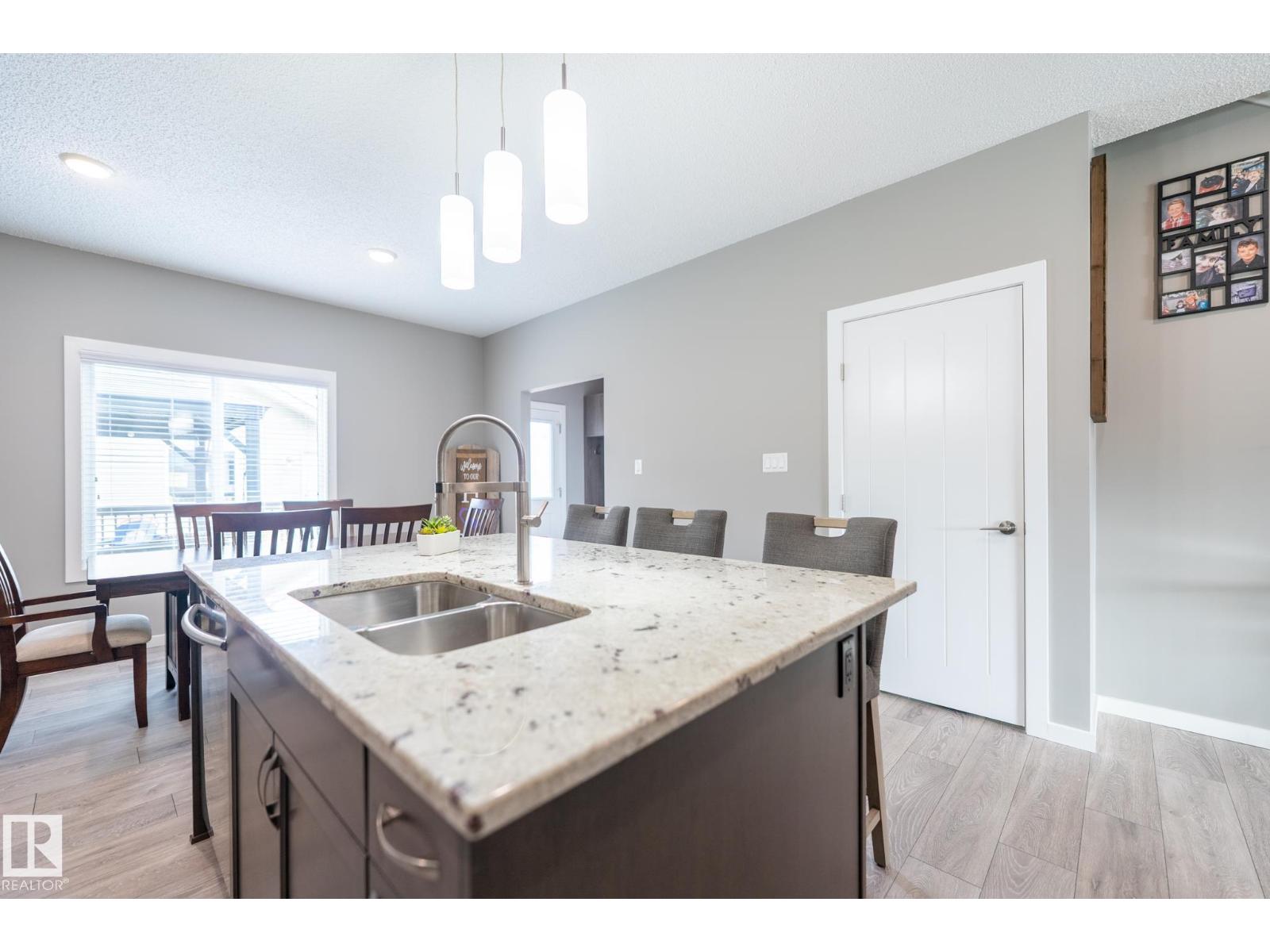 1124 161 ST SW - 10