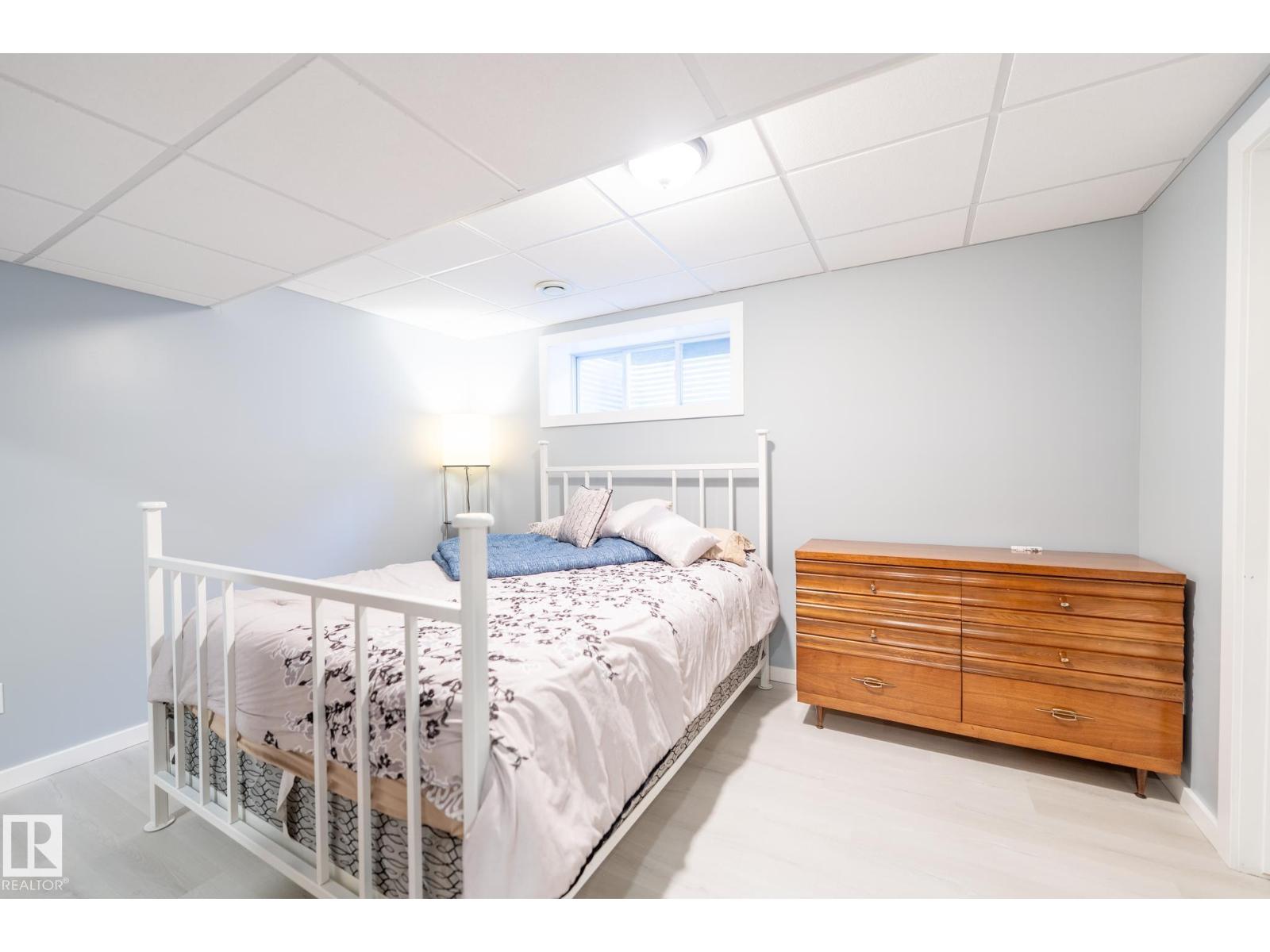 1124 161 ST SW - 38