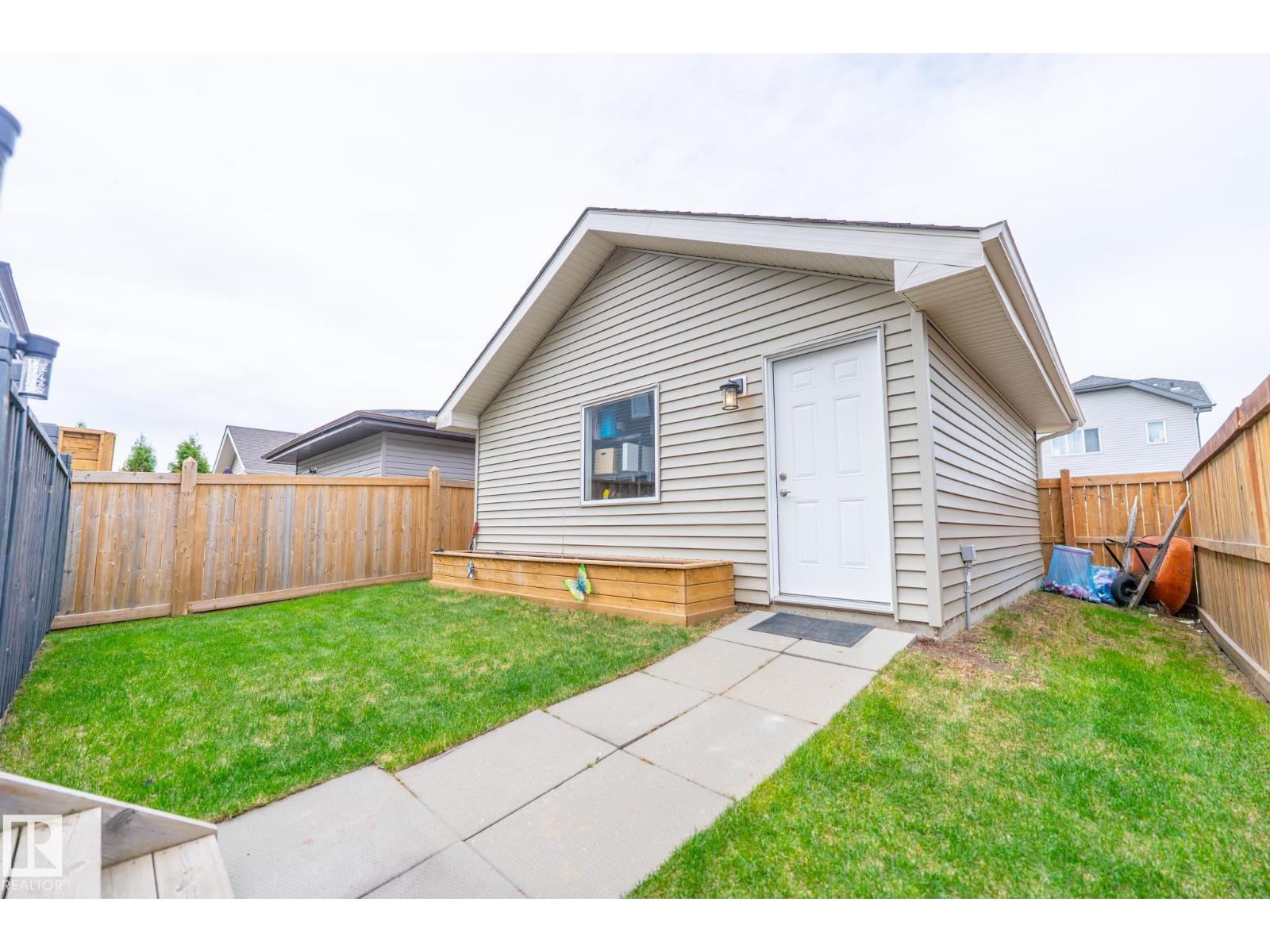 1124 161 ST SW - 47