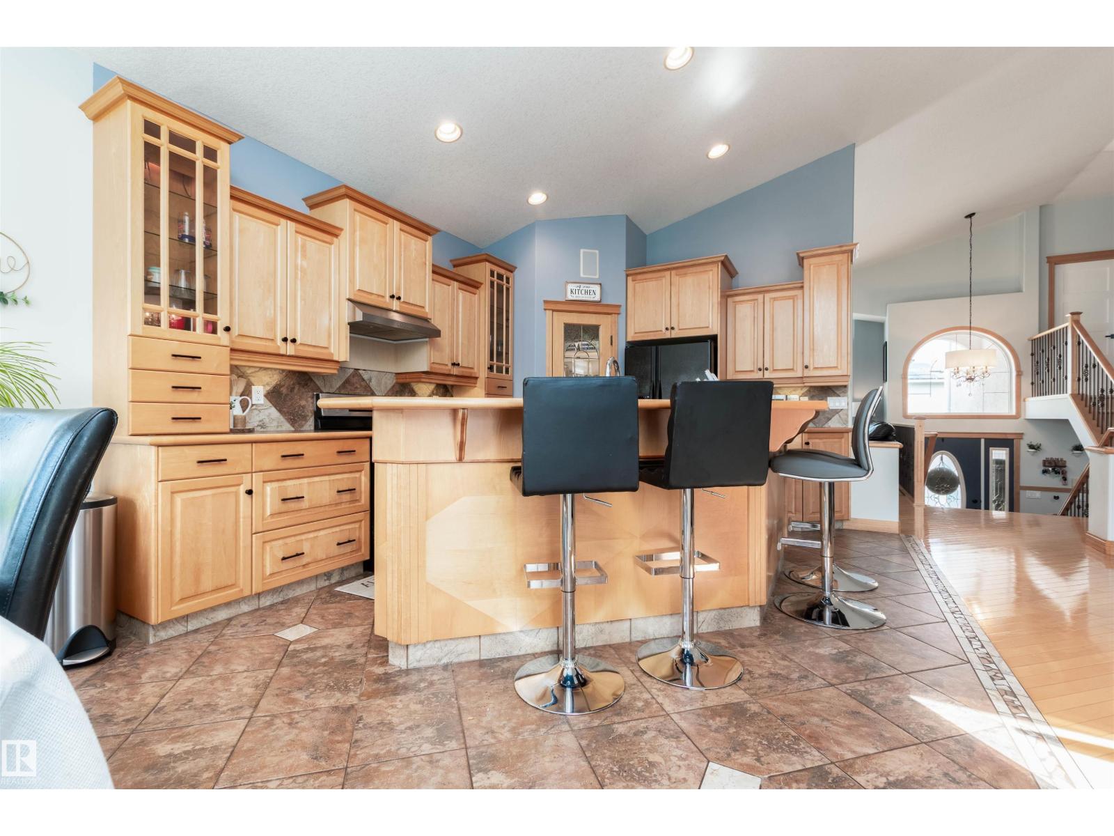 7229 161B AV NW - 16