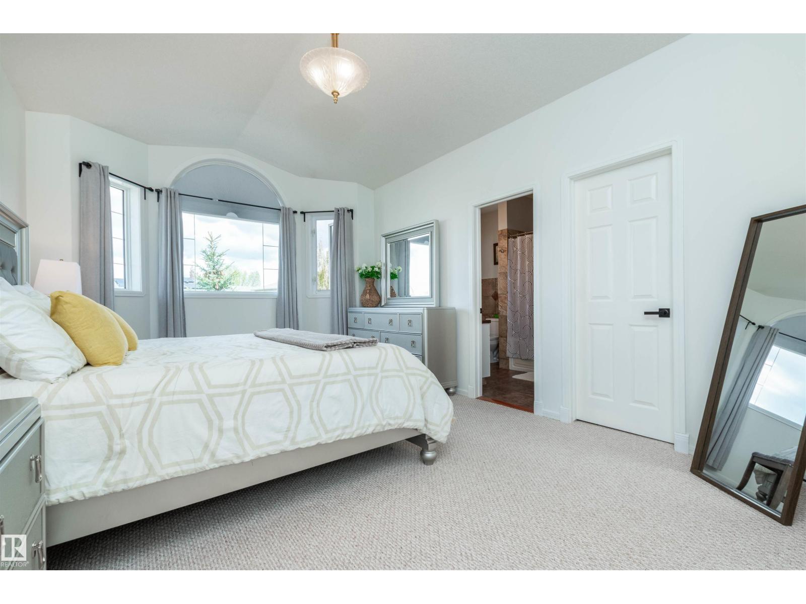 7229 161B AV NW - 25
