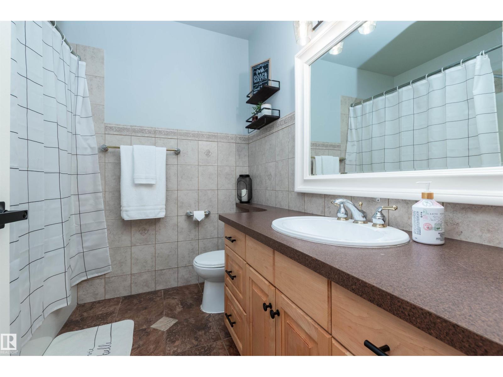 7229 161B AV NW - 39