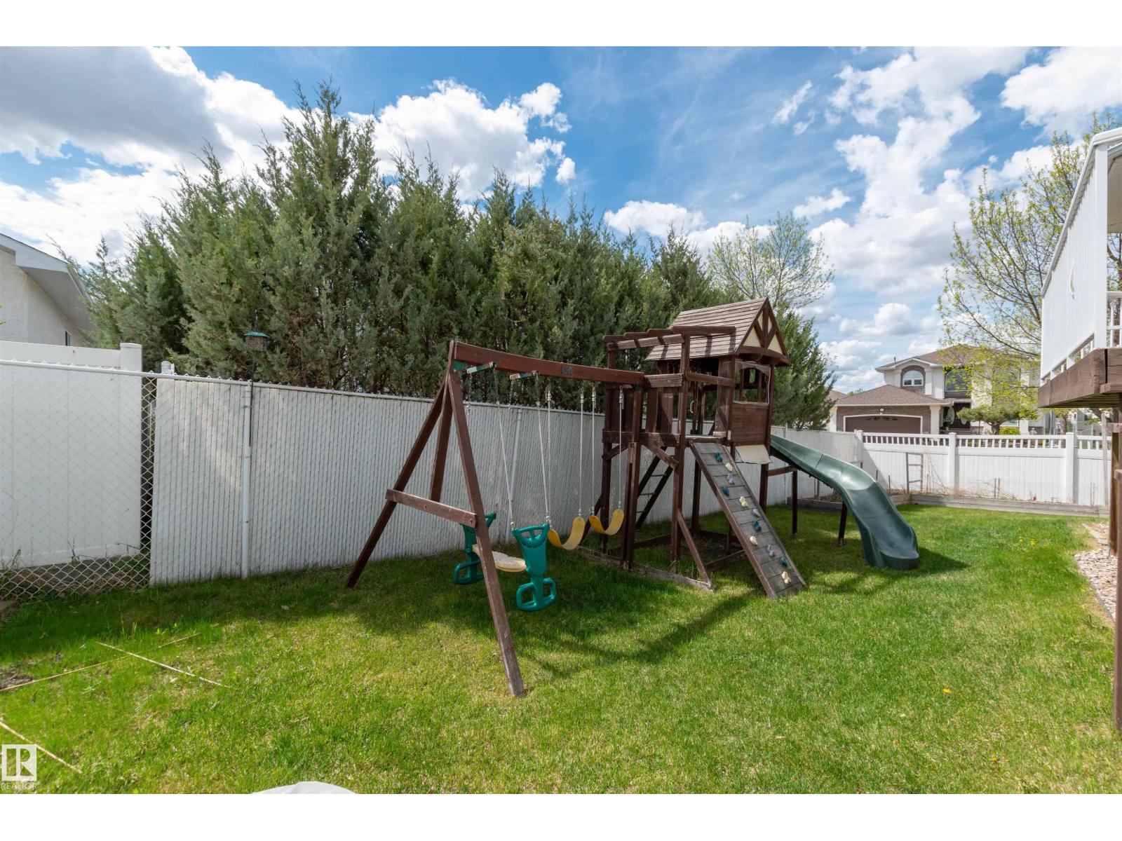 7229 161B AV NW - 43