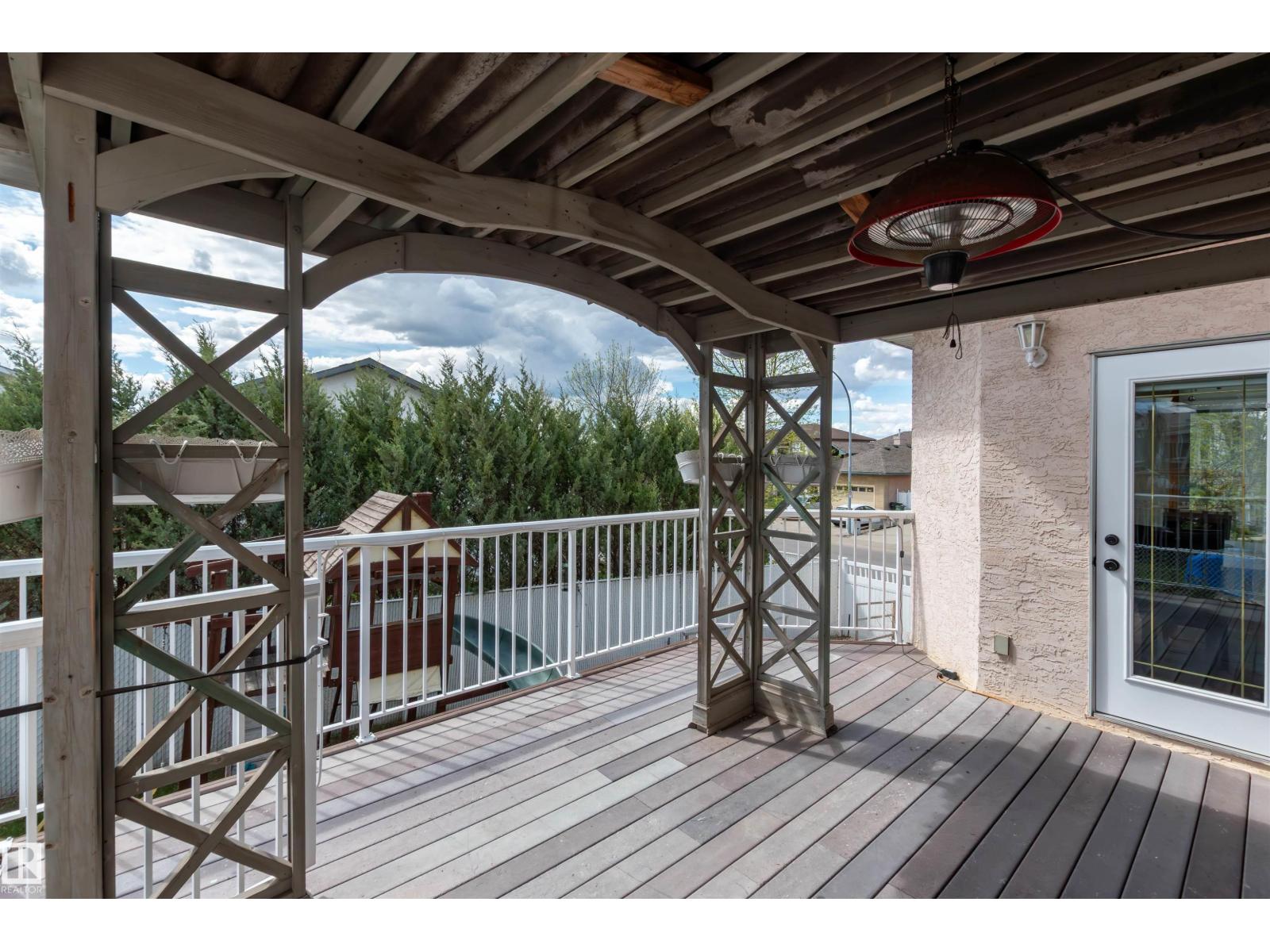 7229 161B AV NW - 48