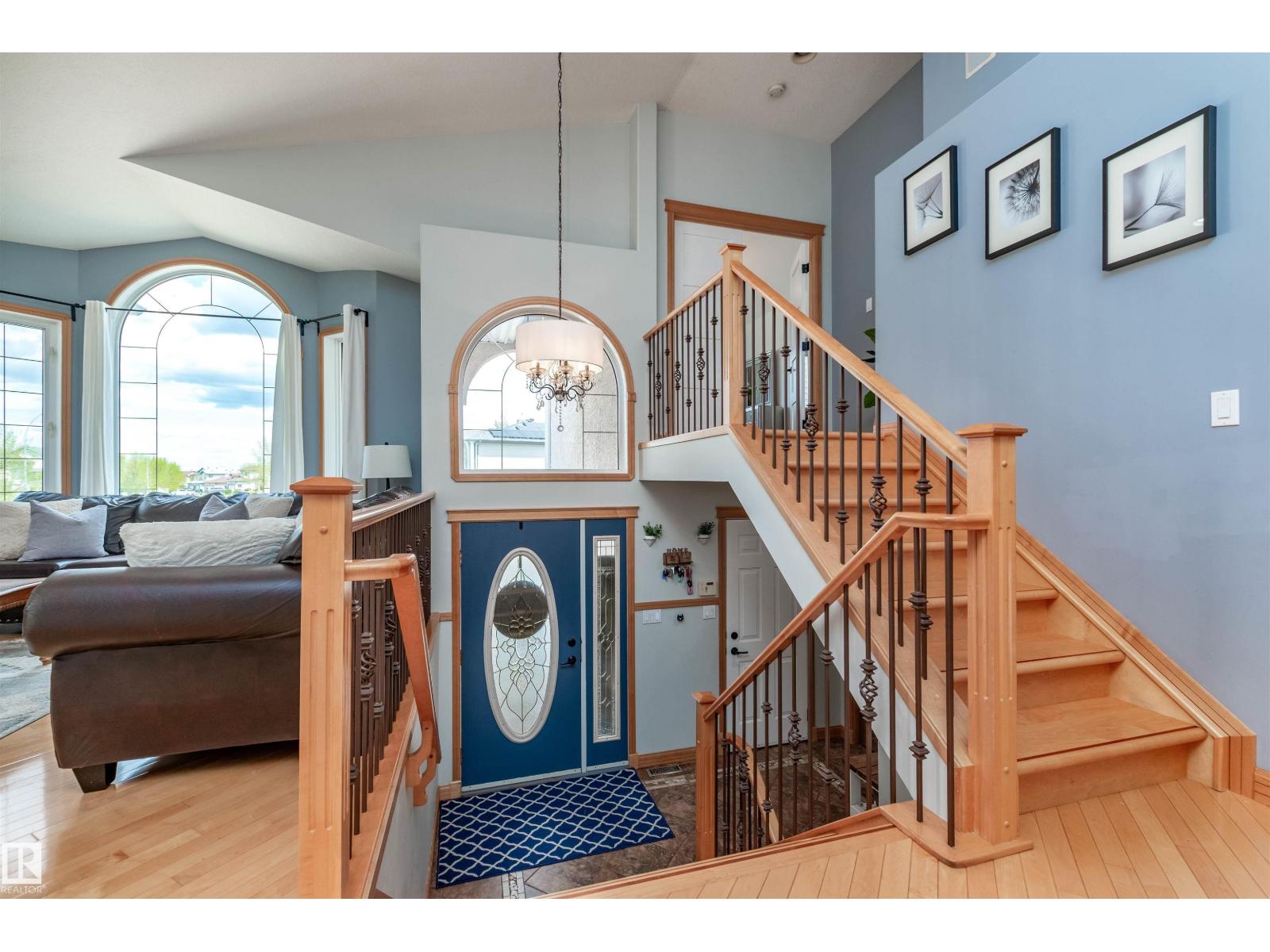 7229 161B AV NW - 5