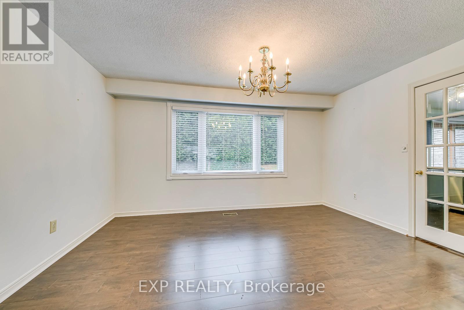 1269 ABBEY COURT - 12