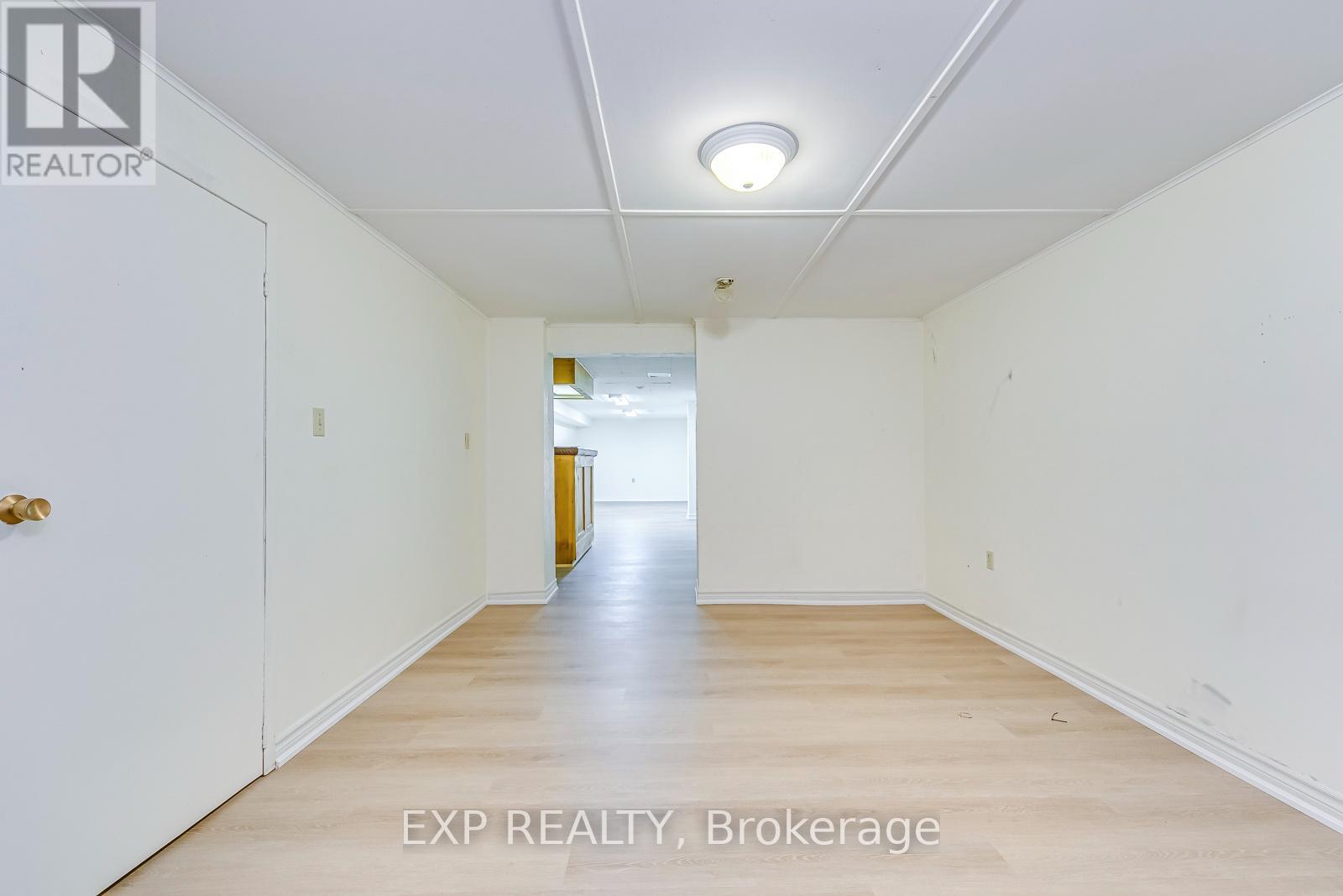 1269 ABBEY COURT - 45