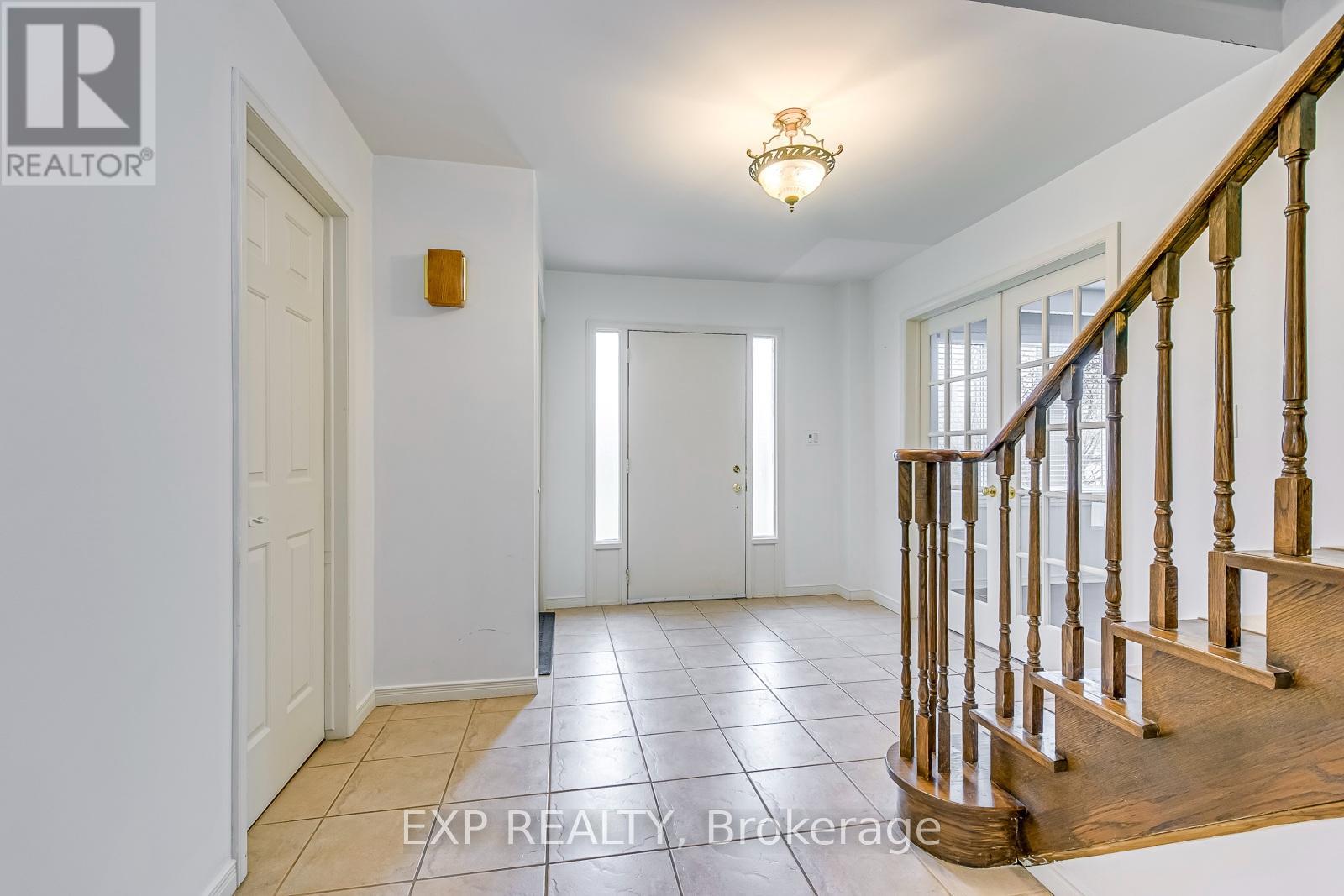1269 ABBEY COURT - 6