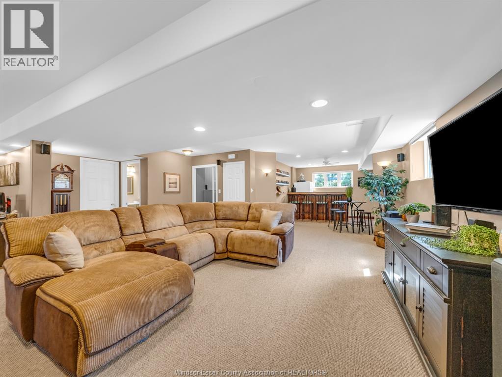 2357 LONGFELLOW - 22