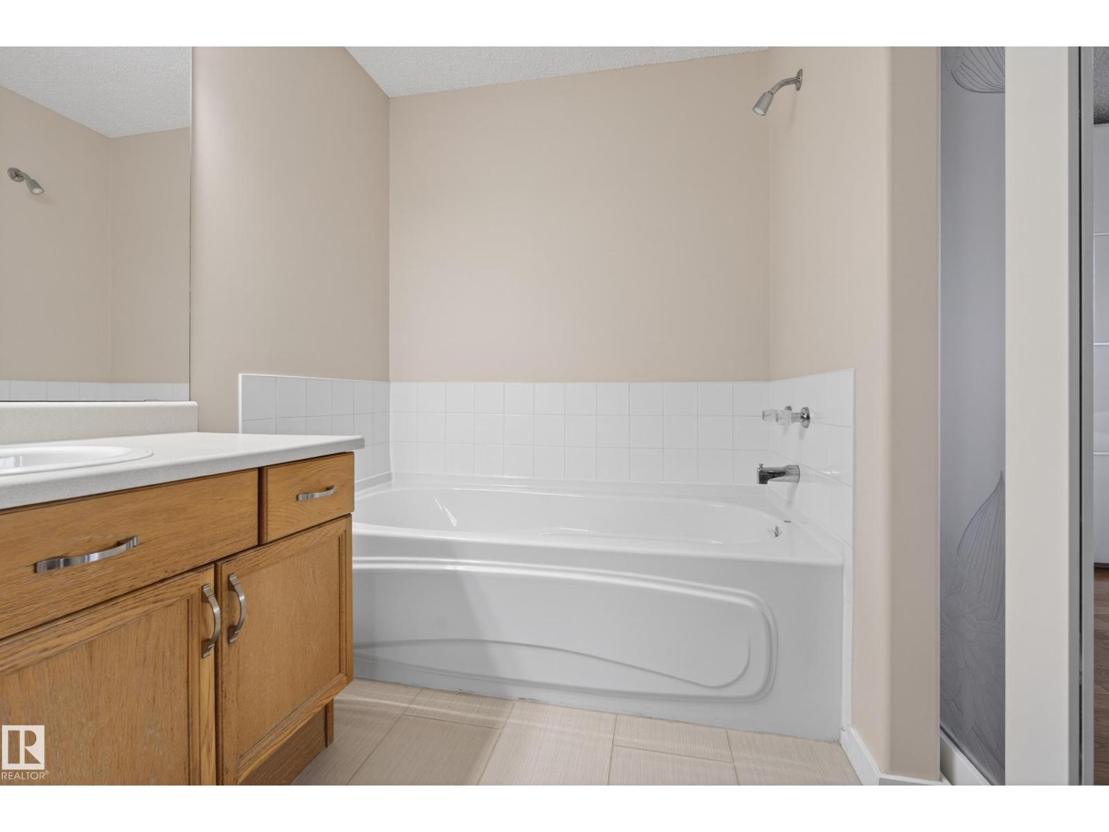 17205 115 ST NW - 32
