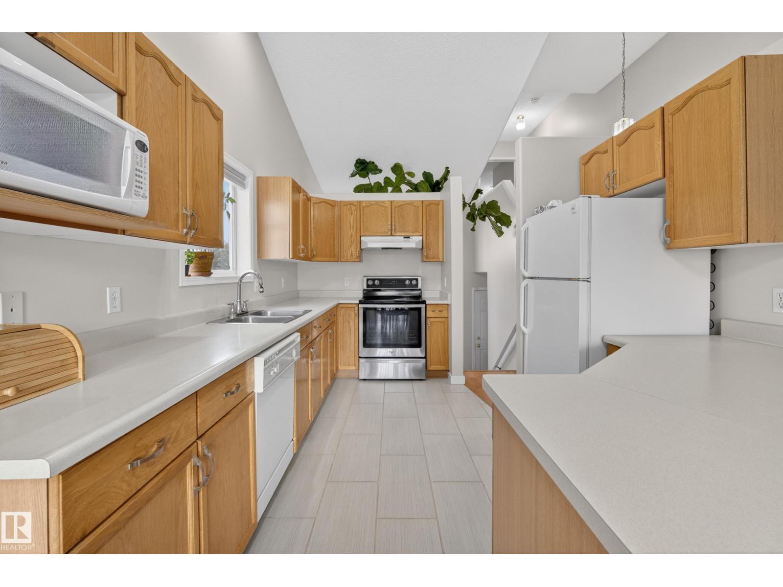 17205 115 ST NW - 22