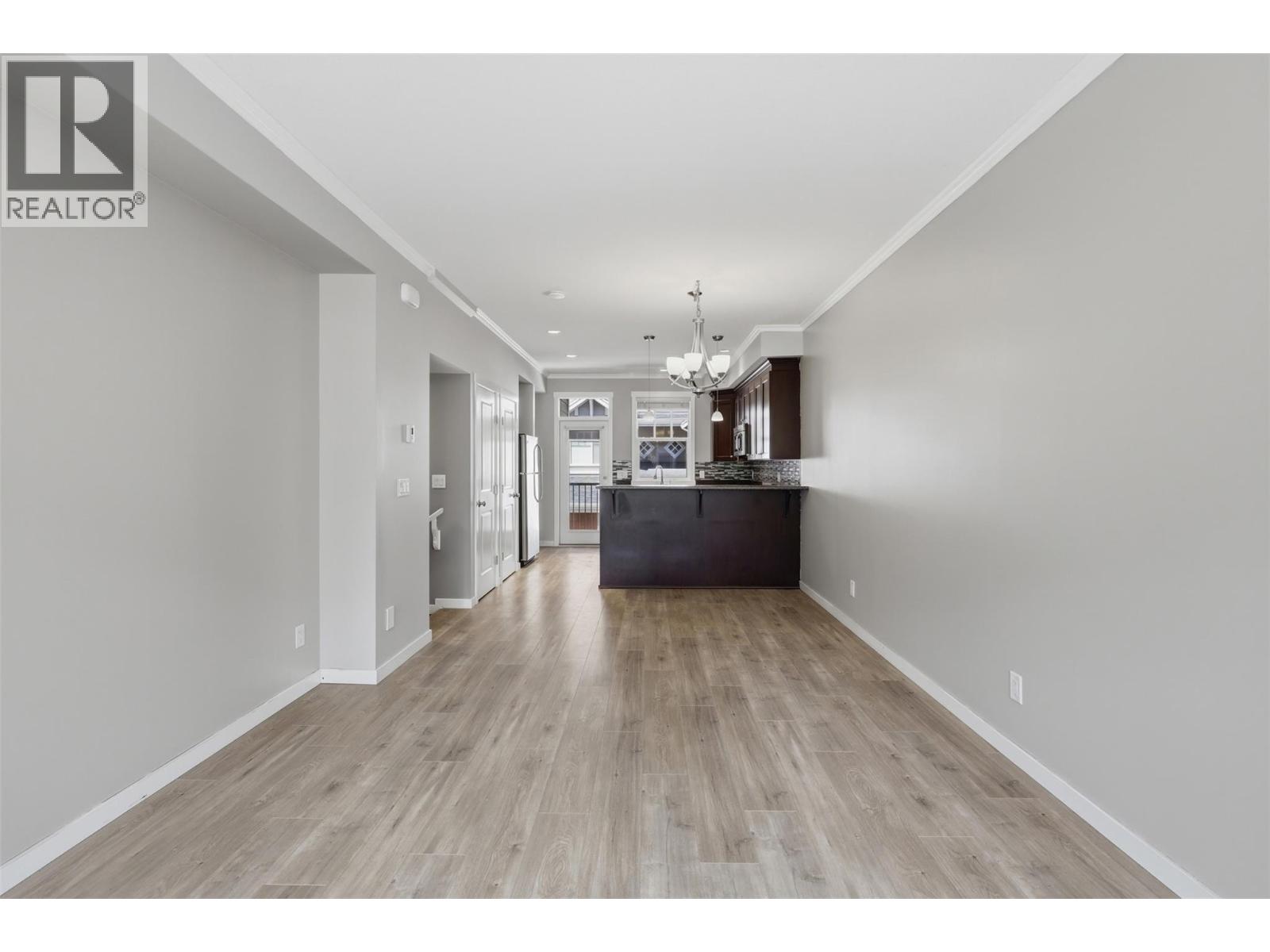 #44 2860 Valleyview Drive Drive - 14