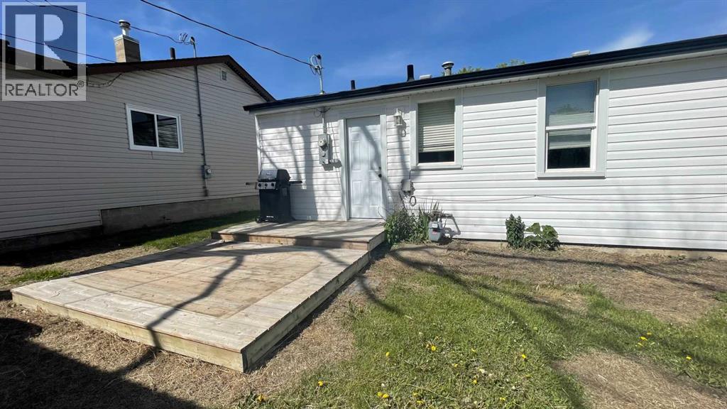 709 7 Avenue - 4