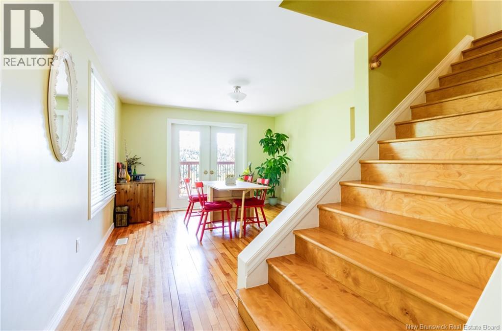 98 Woodbine Lane - 25