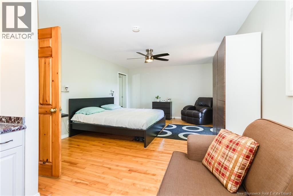 98 Woodbine Lane - 31