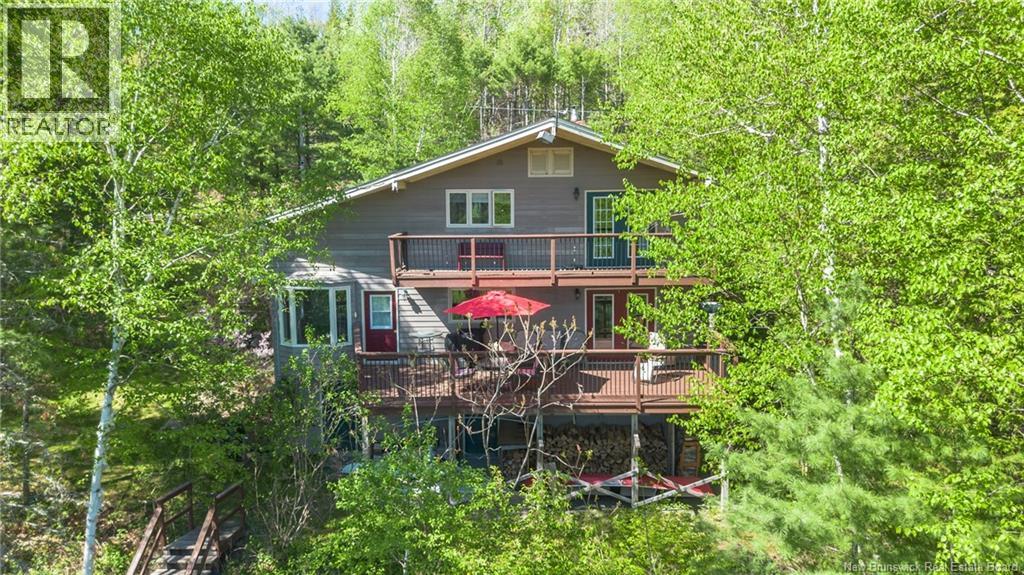 98 Woodbine Lane - 44
