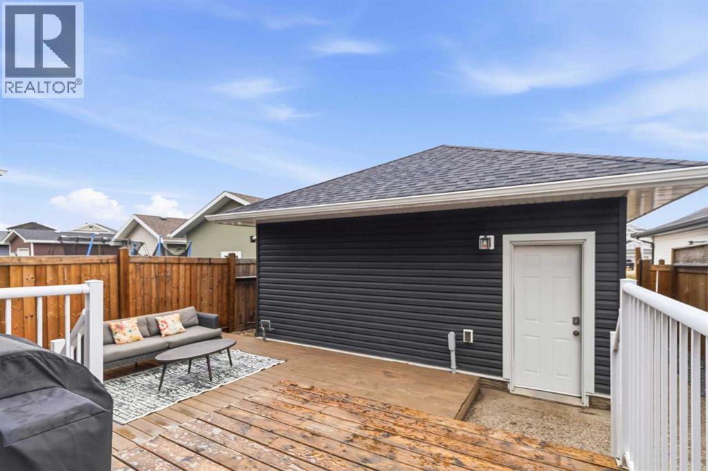 240 Warren Way - 19
