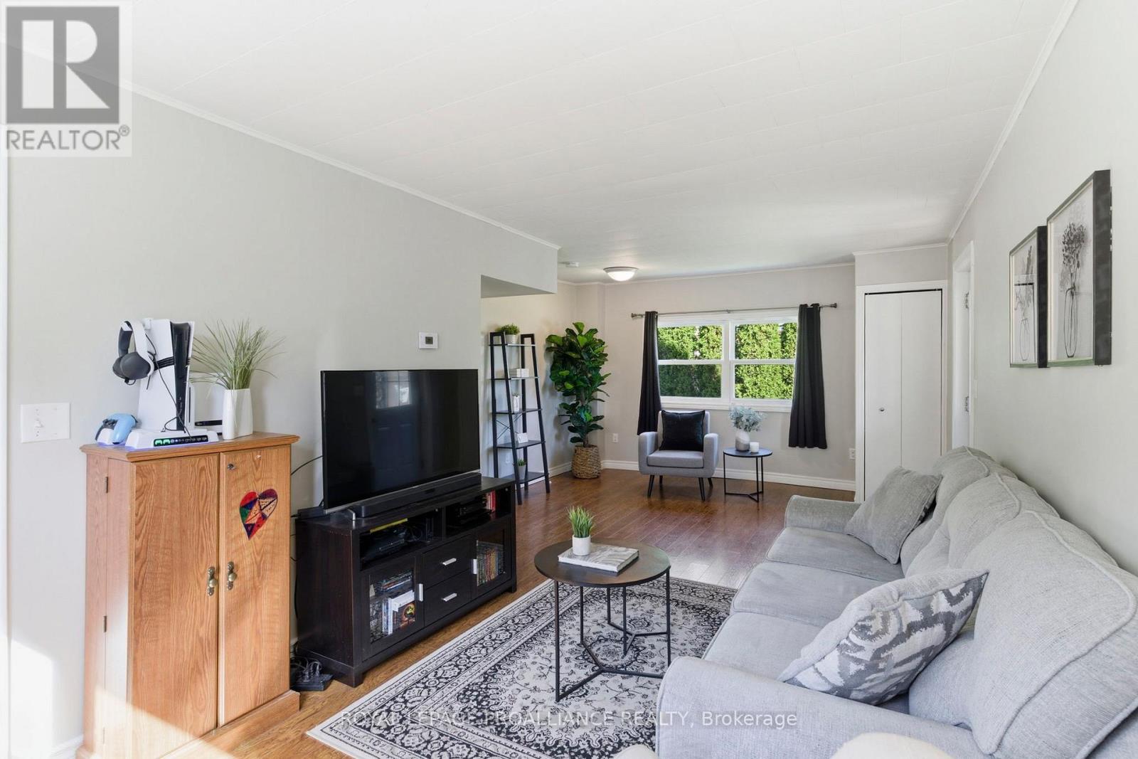 96 CEDAR STREET - 10