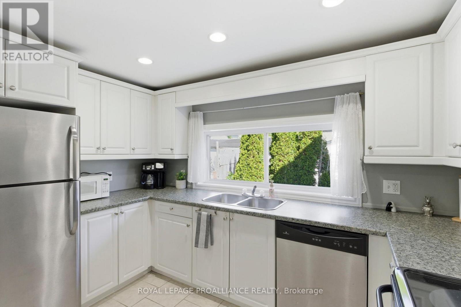 96 CEDAR STREET - 14