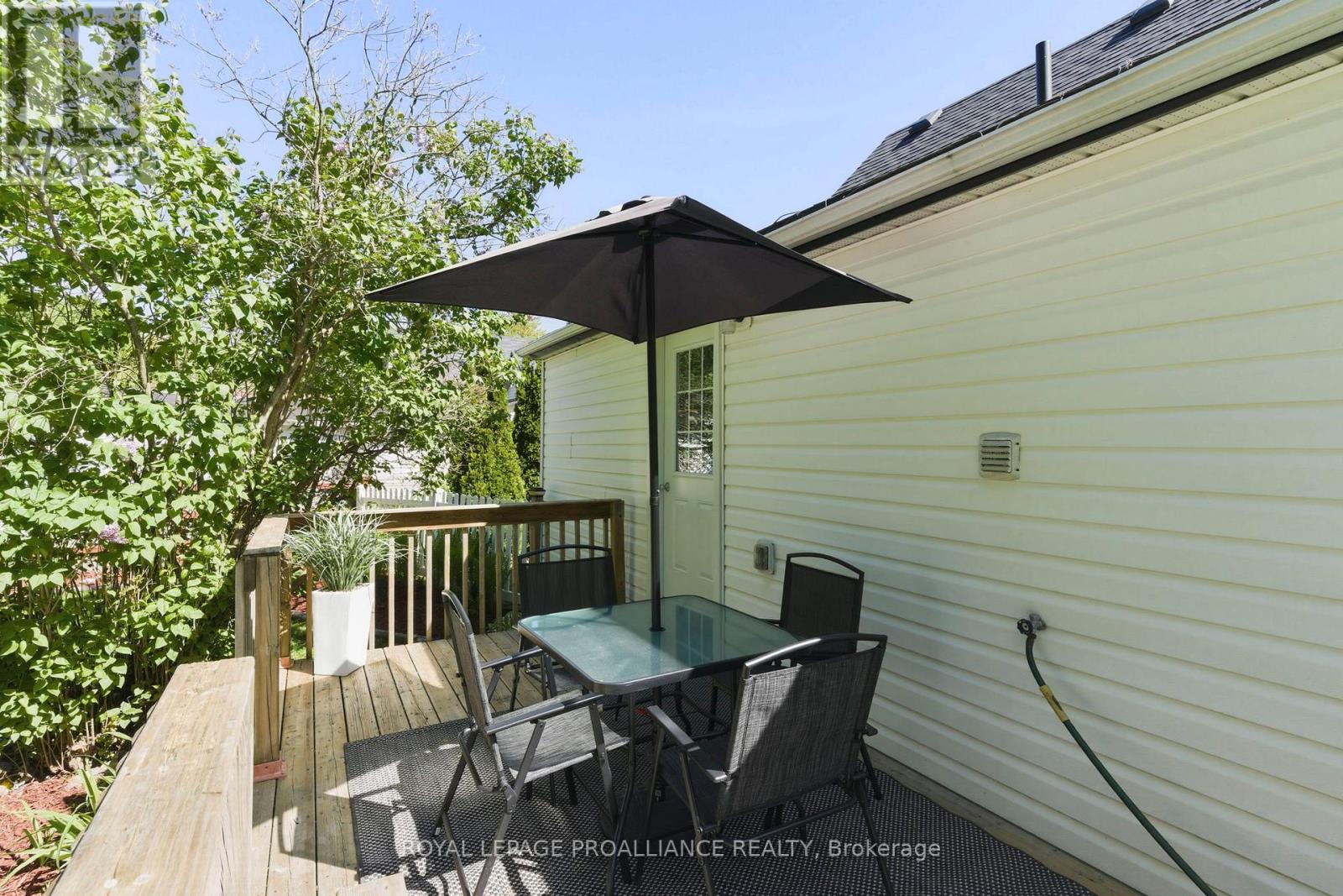96 CEDAR STREET - 33