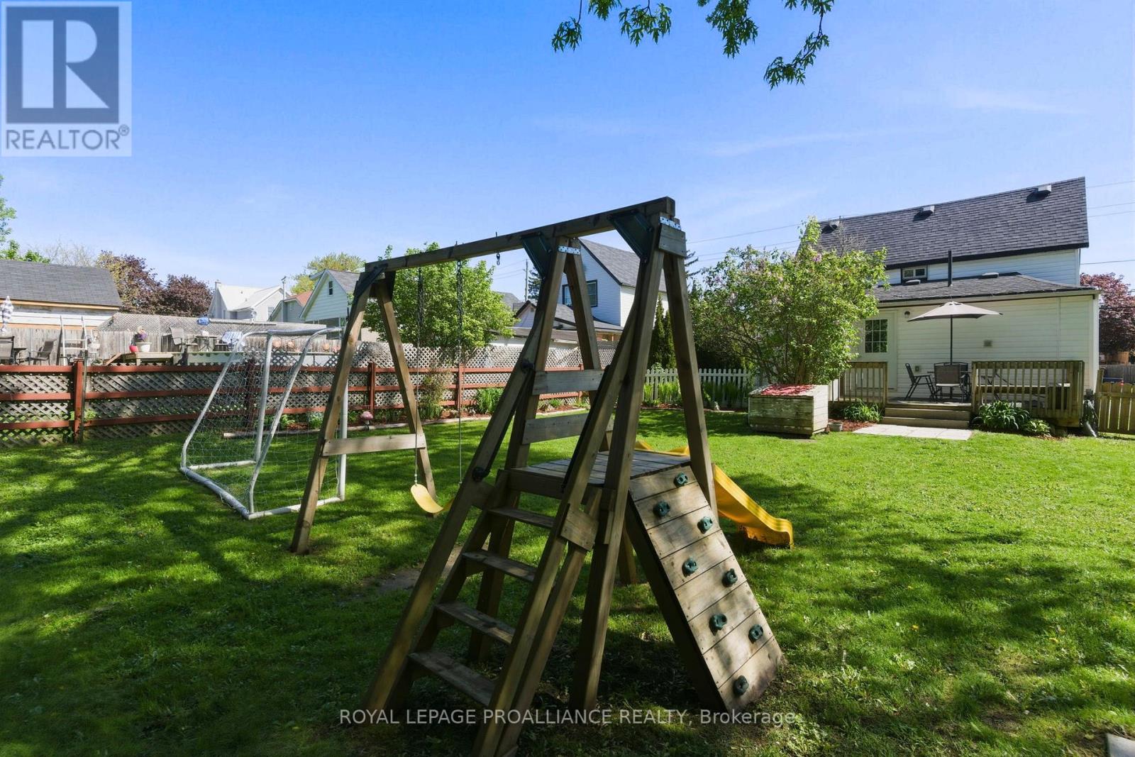 96 CEDAR STREET - 36