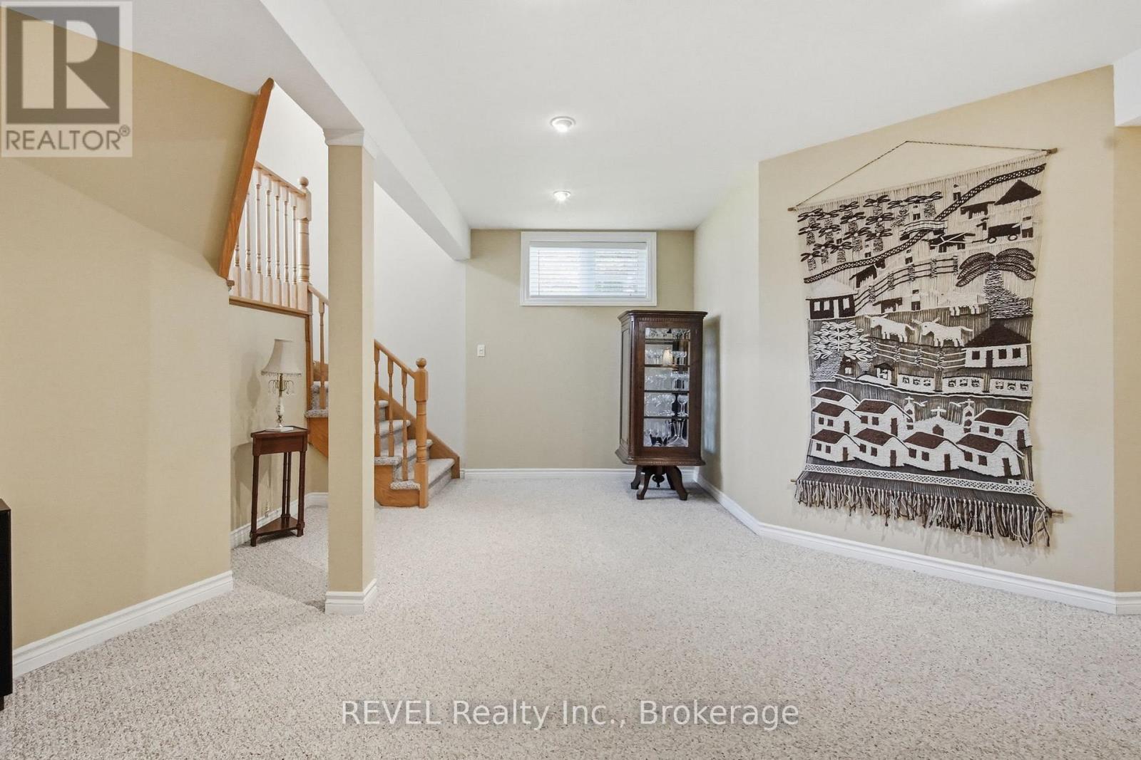 16 PARNELL CRESCENT - 21