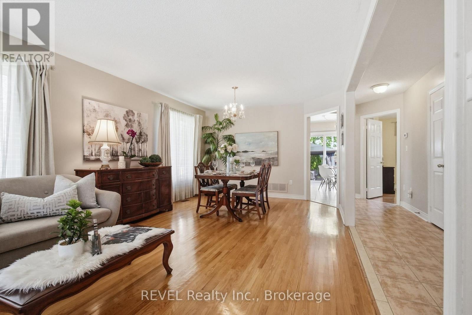 16 PARNELL CRESCENT - 5